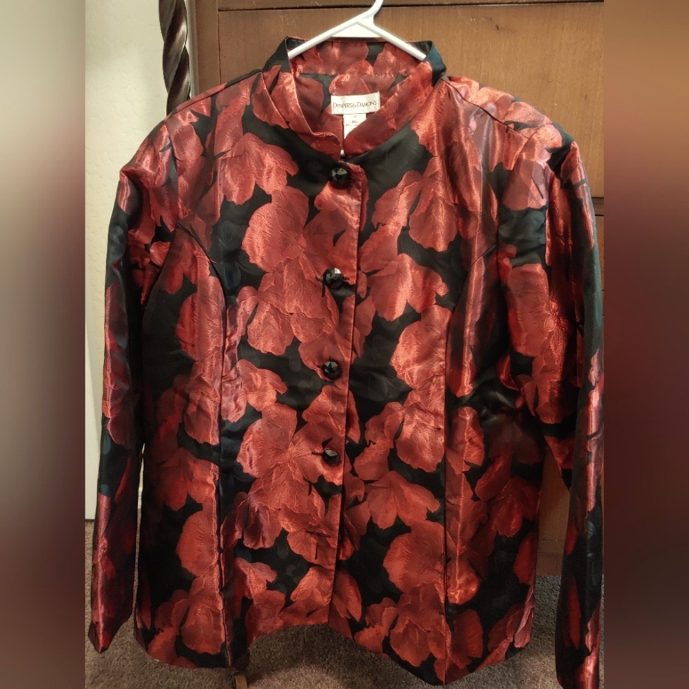 Drapers and Damons stunning mandarin jacket